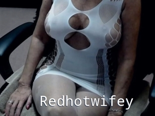 Redhotwifey