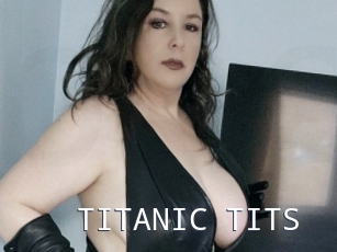 TITANIC_TITS